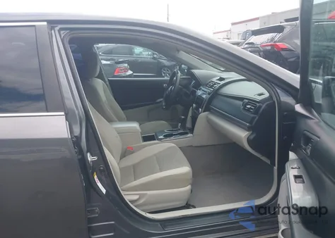 2012 Toyota Camry Hybrid Le z USA, uszkodzony, nr VIN 4T1BD1FK3CU027701